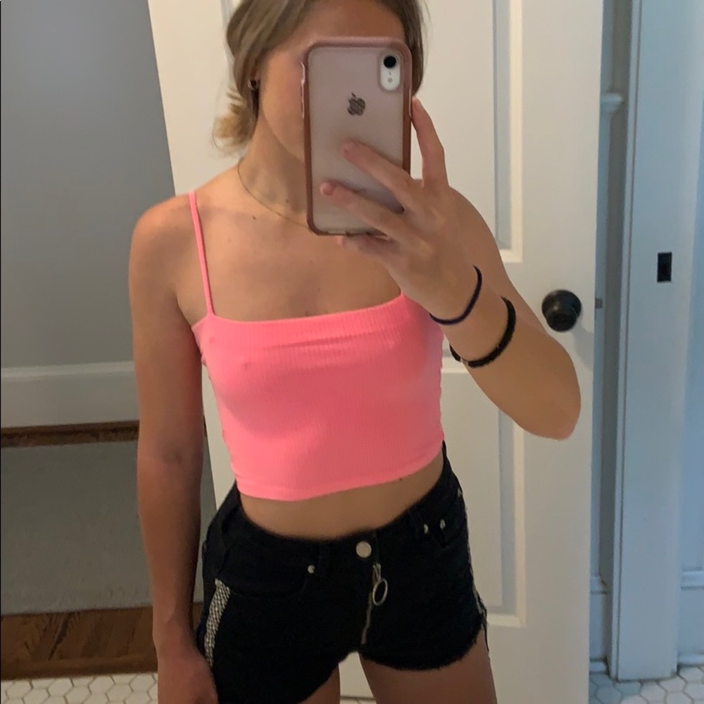 LF BRAND!! bright pink crop top
